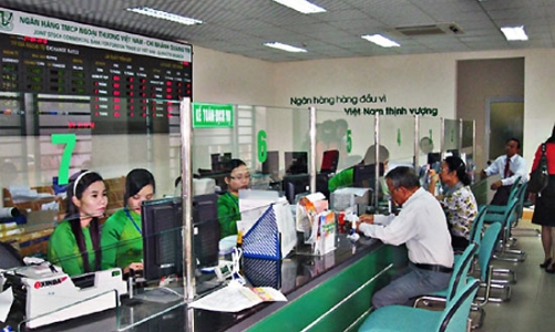 “Ông lớn” bất ngờ giảm mạnh lãi suất huy động VND