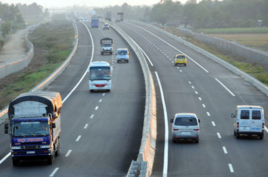 Theo tính toán của Bộ Giao thông Vận tải, trong giai đoạn 2010 - 2015, ngành giao thông tiếp tục cần khoảng 559 ngàn tỷ đồng để đầu tư hạ tầng.