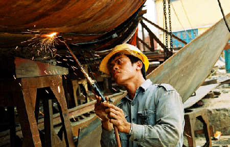  Tại nhiều hội thảo do Ủy ban Kinh tế và Viện Khoa học xã hội Việt Nam tổ chức thời gian qua, việc xác định những nguyên nhân gây ra bất ổn kinh tế vĩ mô cũng như những điểm nghẽn về mặt cấu trúc, hiệu quả… đã được phân tích một cách khá kỹ lưỡng và hệ thống.