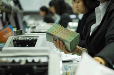 Có lẽ, chưa bao giờ vốn VND trên thị trường liên ngân hàng lại hết sức yên ả như trong tuần từ 19/3 - 23/3/2012.