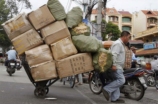 Vẫn còn quá sớm để nhìn nhận bức tranh kinh tế năm 2012 sẽ diễn biến theo chiều hướng tích cực hay là ngược lại - Ảnh: Reuters.