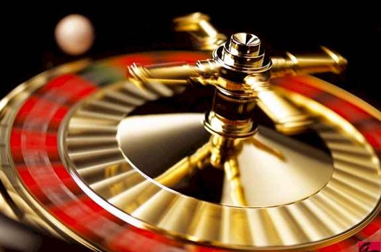 Chính phủ đã nhận được báo cáo của Bộ Kế hoạch và Đầu tư về kế hoạch xây dựng casino, Chính phủ cũng đã thống nhất giao cho Thường trực Chính phủ xem xét, phân tích những điều kiện cần thiết để cân nhắc nên hay không. 