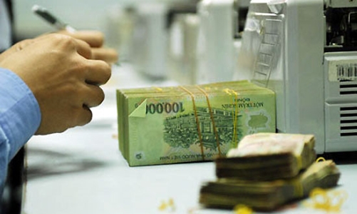 Lãi suất vẫn đang ưu tiên dòng vốn ngắn hạn