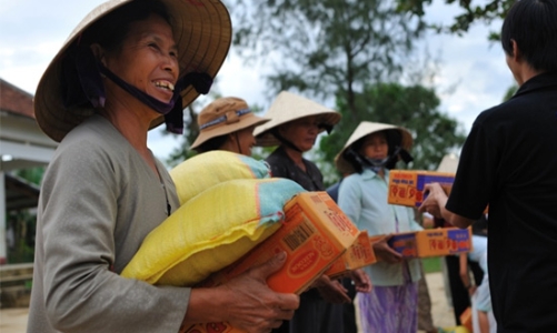 Doanh nghiệp làm từ thiện: Vì sao Tp.HCM “thoáng” hơn Hà Nội?
