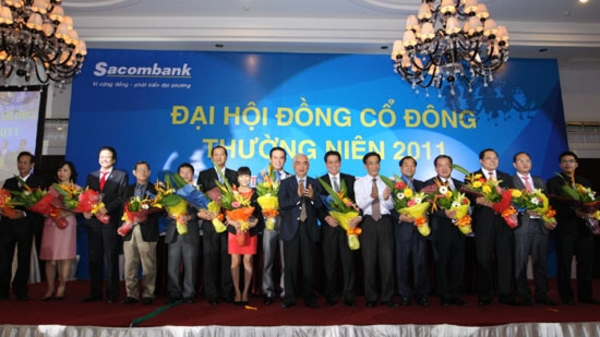 Sacombank thay các lãnh đạo chủ chốt