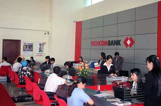 Techcombank là ngân hàng đầu tiên tại Việt Nam cung cấp nghiệp vụ bảo đảm giảm trừ rủi ro (hedging) cho mặt hàng cà phê và các loại nông sản khác, kim loại, năng lượng…