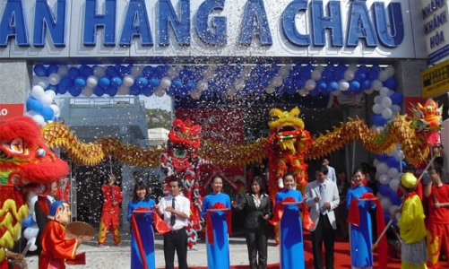 “Ông lớn” cũng ngán trần lãi suất