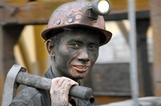 TKV cho biết sẽ chỉ duy trì tham gia góp vốn đầu tư vào các công ty hoạt động trong các lĩnh vực có liên quan đến ngành nghề sản xuất kinh doanh chính của tập đoàn...