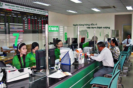 Vốn huy động từ dân cư - nguồn có tính ổn định cao hơn - đã chiếm tỷ trọng lớn hơn trong cơ cấu của Vietcombank năm 2011.