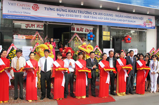 Viet Capital Bank là tên gọi mới của Ngân hàng Gia Định từ đầu năm 2012.