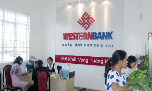 Lãi suất huy động VND lên mốc 13,5%/năm