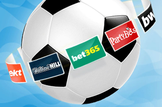 Cá cược trong bóng đá vẫn được xem như một hình thức “đánh bạc” - loại hình tuyệt đối cấm ở Việt Nam.