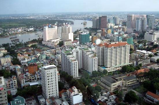 Không khí chứng khoán - bất động sản dường như đang trở về năm 2009 với những vận động phục hồi đầu tiên.