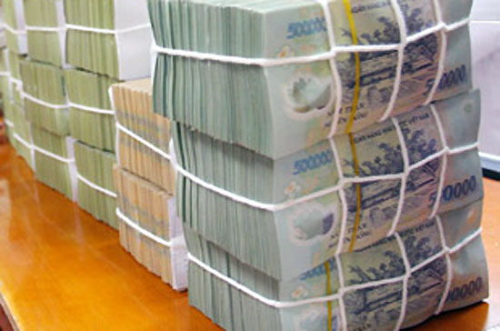 Chỉ riêng 12 tập đoàn kinh tế của nhà nước dư nợ đã lên tới 218.738 tỷ đồng, chiếm 8,76% tổng dư nợ toàn ngành ngân hàng.