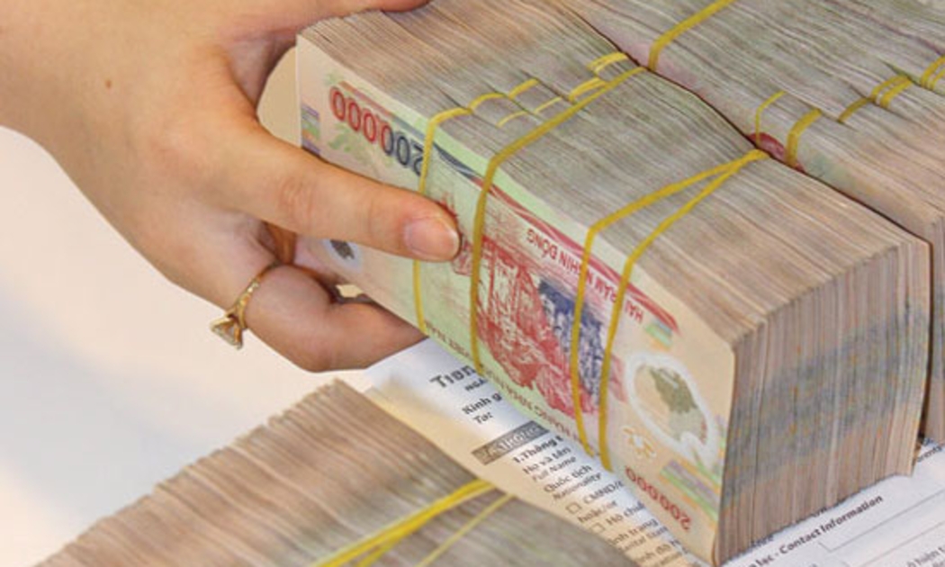 Các chuyên gia của Bộ Tài chính cho rằng, xử lý nợ xấu phải đi đôi với ngăn ngừa nợ xấu tiếp tục phát sinh. Nếu chỉ dừng lại ở việc xử lý mà thiếu ngăn ngừa, nợ xấu sẽ lại tích lũy và quy mô sẽ càng lớn.
