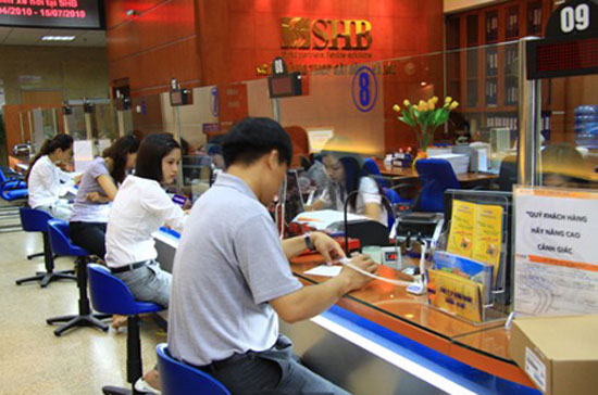 Cuối năm 2011, SHB đã hoàn thành kết nối hệ thống chiều thanh toán với các tổ chức chuyển mạch trong nước thông qua Smartlink.