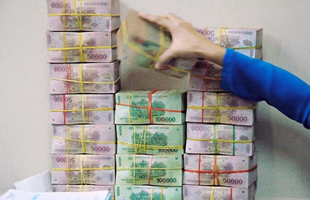 Mức lãi suất trên 15%/năm tính đến 2/8 chiếm tỷ trọng là 29,1% (giảm khoảng 60% so với tỷ trọng trước ngày 15/7/2012).