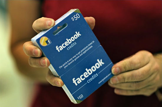 Chỉ cần thu 1 USD/tháng, với 955 triệu người dùng tích cực mỗi tháng và hàng triệu tài khoản khác ít tích cực hơn, Facebook đã có thể thu về khoảng 1 tỉ USD/tháng.