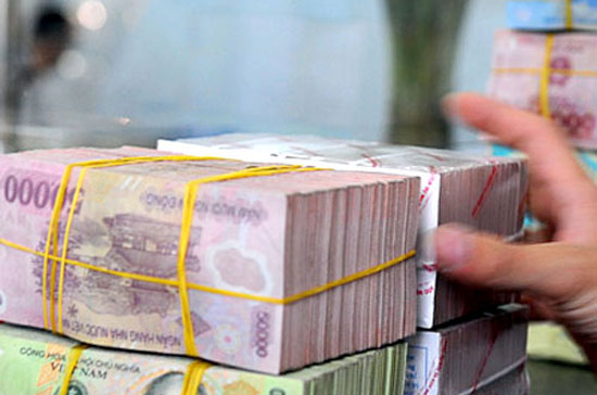 Thanh khoản hệ thống tốt, thậm chí có hiện tượng dư thừa vốn, nhưng tăng trưởng tín dụng vẫn khó khăn là vấn đề đang đặt ra hiện nay.