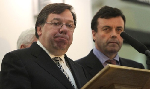 Ireland bất ngờ tuyên bố giải tán Chính phủ