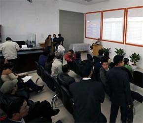 Kết thúc phiên giao dịch ngày 13/2 (tức 26 Tết), chỉ số HASTC-Index lần đầu tiên vượt ngưỡng 350 điểm và dừng tại mức 354,63 điểm - Ảnh: Việt Tuấn.