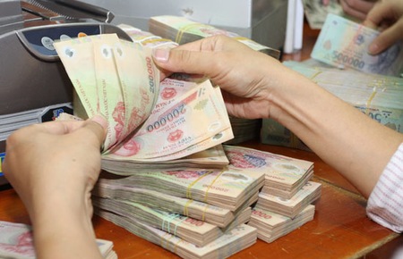 Theo nhiều đại biểu, rửa tiền không chỉ được thực hiện qua ngân hàng và chỉ với tiền mặt.