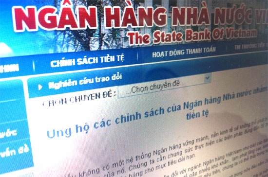 Tiêu đề của bài viết này là: “Ủng hộ các chính sách của Ngân hàng Nhà nước nhằm ổn định tiền tệ”, được đăng tải trên website Ngân hàng Nhà nước hôm nay (21/12/2011).