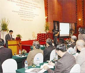 Buổi họp báo do Eminence tổ chức tại Hà Nội.