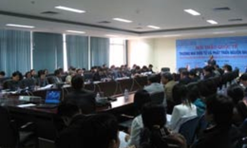 Làm gì để phát triển nhân lực thương mại điện tử?