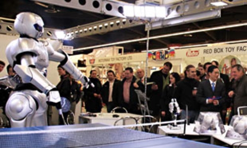 Doanh nghiệp đầu tiên xuất khẩu đồ chơi công nghệ cao