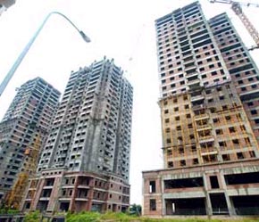 Các căn hộ do Vimeco đang xây dựng tại đường Trần Hưng Đạo (Hà Nội) hiện giá bán chênh với giá ban đầu khoảng nửa tỉ đồng/căn.