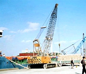 Cảng nước sâu Nghi Sơn.