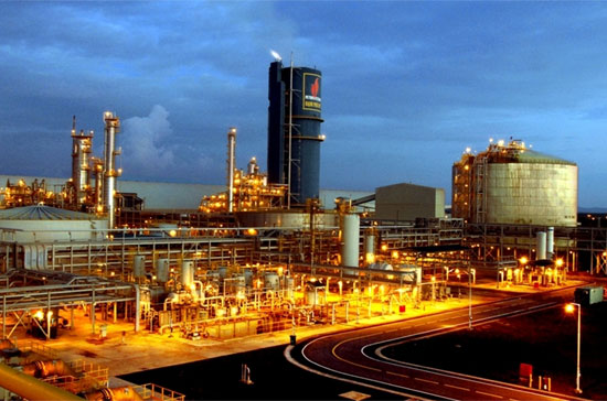 Một trong những lý do khiến đại biểu không yên tâm chính là, năm nào cũng bố trí chi đầu tư trở lại cho Petro Vietnam với số tiền rất lớn, nhưng việc chi như thế nào, hiệu quả ra sao thì không có báo cáo Quốc hội.