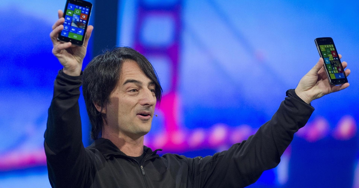 Phó chủ tịch phụ trách Windows, ông Joe Belfiore, tại một hội nghị các nhà phát triển phần mềm ở San Francisco năm 2014 - Ảnh: Bloomberg/CNBC.<br>