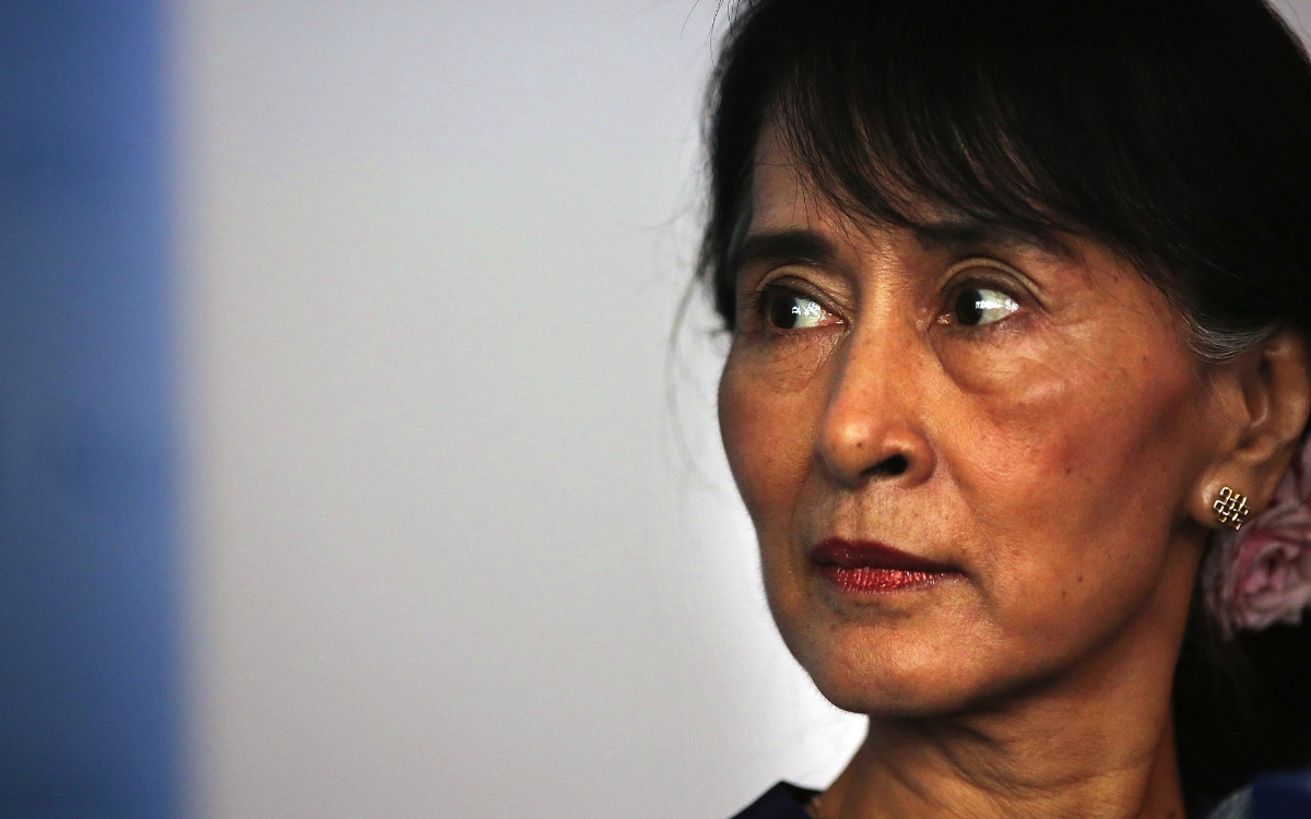 Bà Aung San Suu Kyi, nhà lãnh đạo không chính thức của Myanmar.