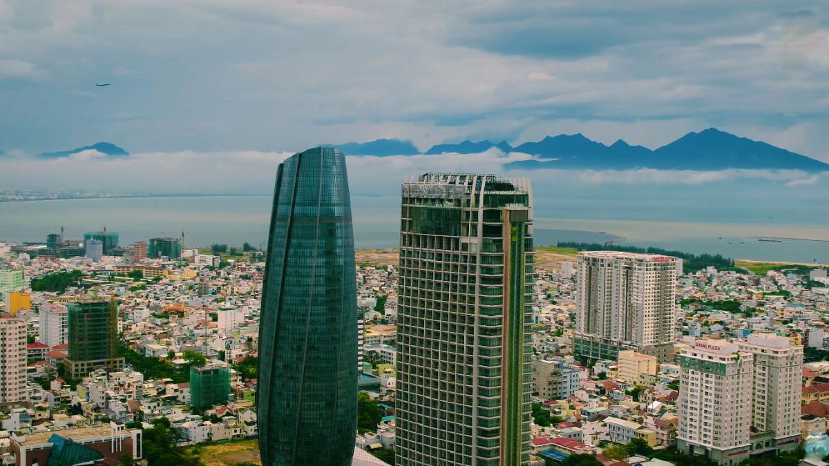 Khách hàng cần suy xét kỹ cơ sở sinh lời của condotel trước khi quyết định đầu tư - Nguồn ảnh: Internet.