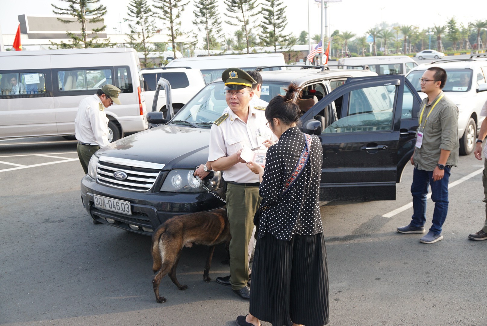 undefined - Ảnh 1.