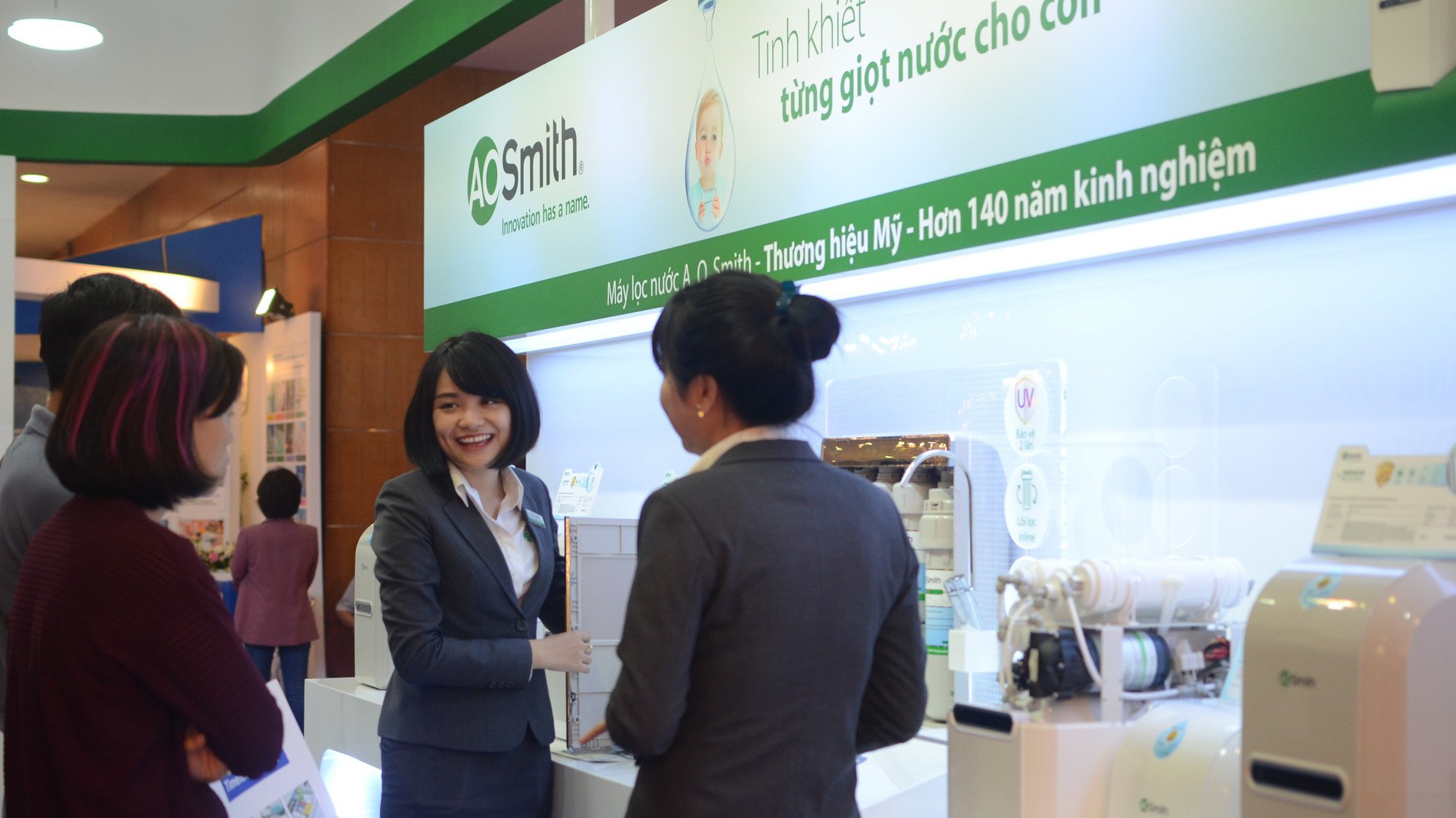 Đến với Vietbuild lần này, A. O. Smith giới thiệu tới người tiêu dùng 3 dòng sản phẩm mới nổi bật .