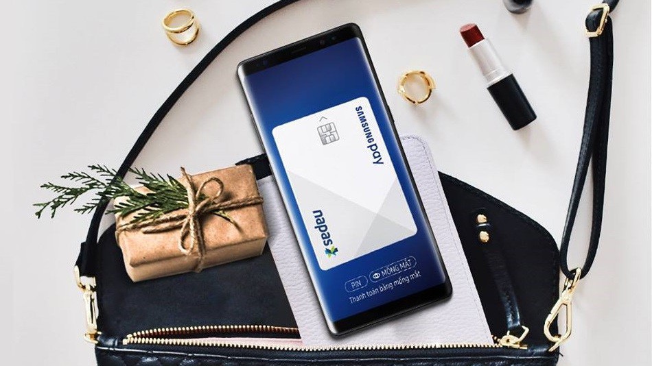 Samsung Pay sẽ giúp người dùng ra đường không cần mang theo thẻ ATM hay tín dụng. 