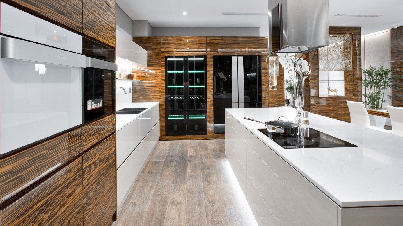 Để có cơ hội tham gia, khách hàng có thể liên hệ ngay với hệ thống Showroom Hoàn Mỹ trên toàn quốc.