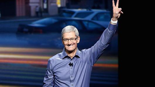 CEO Tim Cook của Apple - Ảnh: Getty/CNBC.