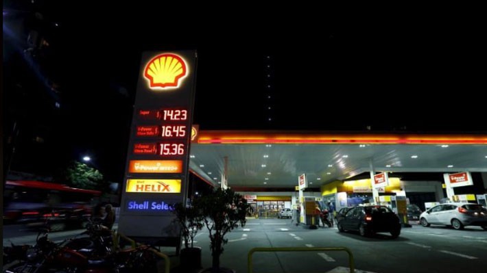 Một trạm bán xăng dầu của hãng Shell ở Buenos Aires, Argentina, tháng 2/2016 - Ảnh: Reuters.
