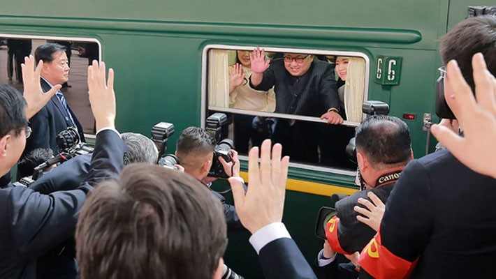 Ông Kim Jong Un sẽ đi phương tiện gì đến gặp ông Donald Trump? - Ảnh 1.