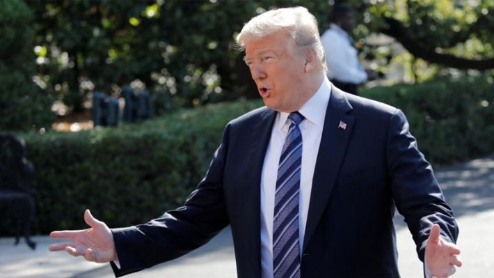 Tổng thống Mỹ Donald Trump phát biểu trước báo giới tại Nhà Trắng ngày 25/5 - Ảnh: Reuters.