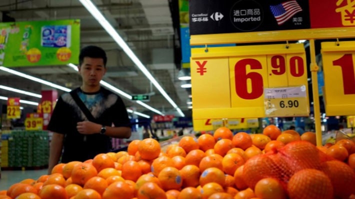 Cam nhập khẩu từ Mỹ bày bán trong một siêu thị ở Thượng Hải, Trung Quốc, tháng 4/2018 - Ảnh: Reuters.