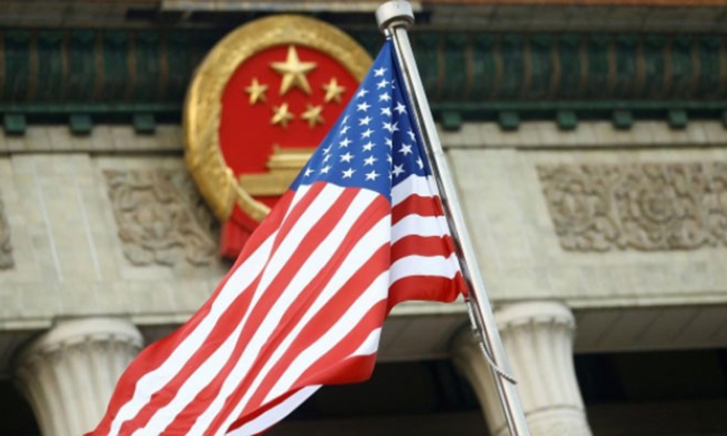 Cờ Mỹ trong một lễ đón ở thủ đô Bắc Kinh của Trung Quốc, tháng 11/2017 - Ảnh: Reuters.