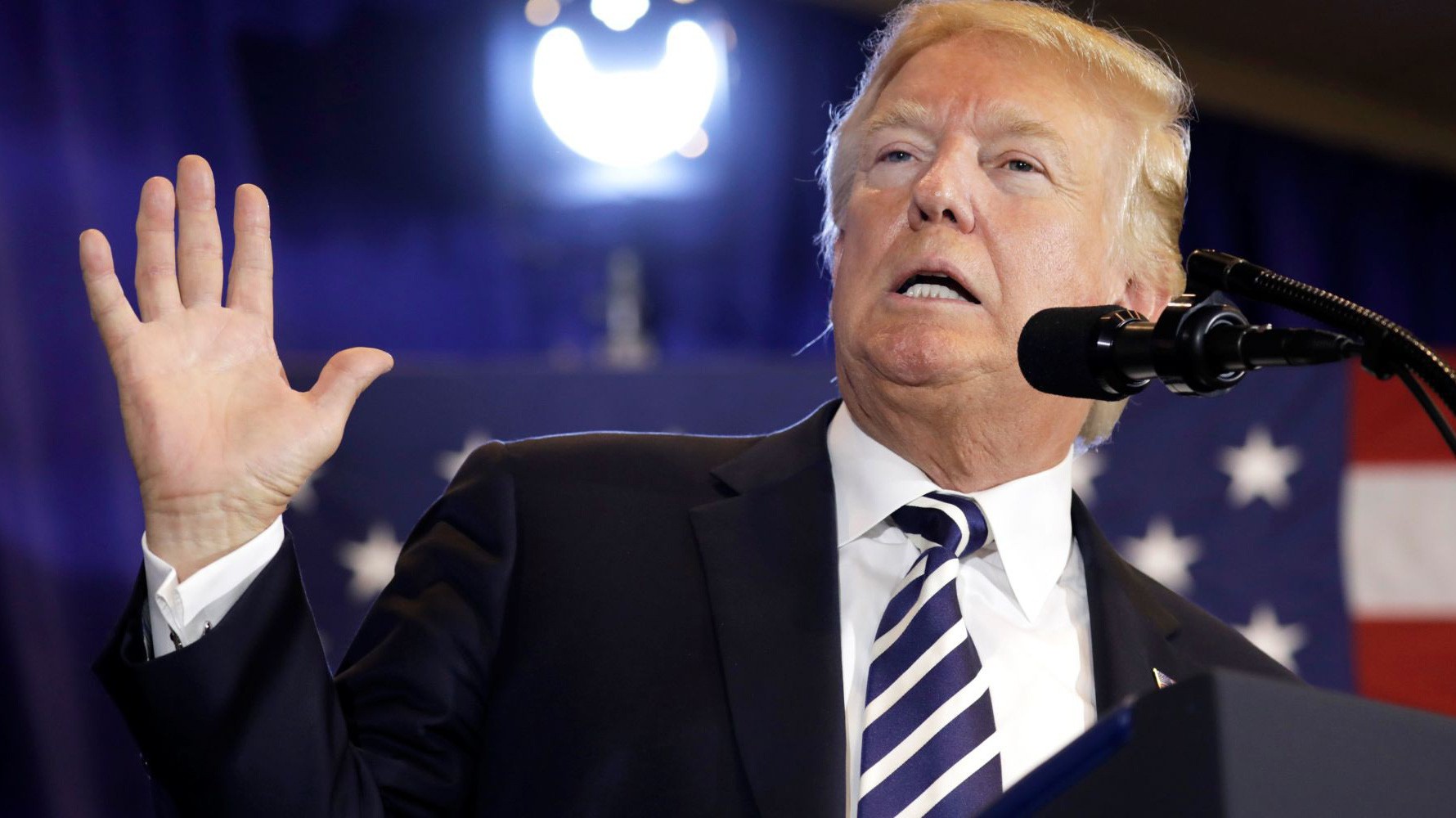 Tổng thống Mỹ Donald Trump - Ảnh: Reuters/CNBC.