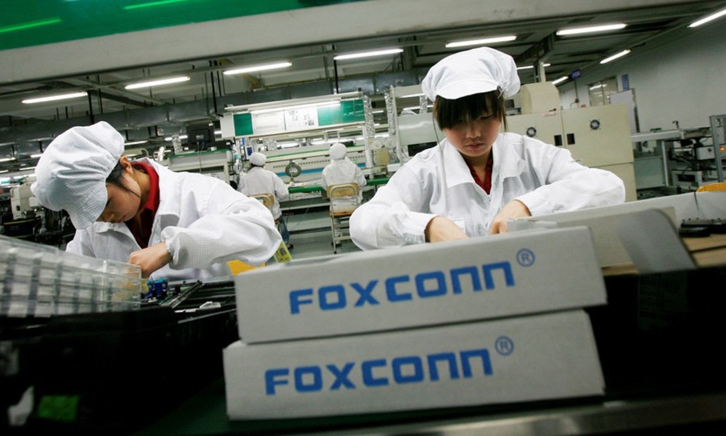 Foxconn là một nhà cung cấp quan trọng của Apple - Ảnh: Reuters/Market Watch.