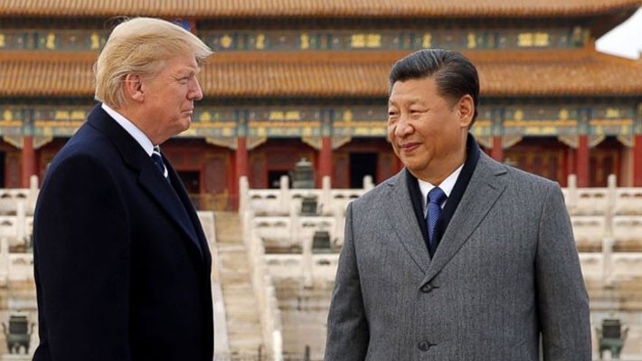 Tổng thống Mỹ Donald Trump (trái) và Chủ tịch Trung Quốc Tập Cận Bình trong chuyến thăm Bắc Kinh của ông Trump tháng 11/2017 - Ảnh: Reuters.