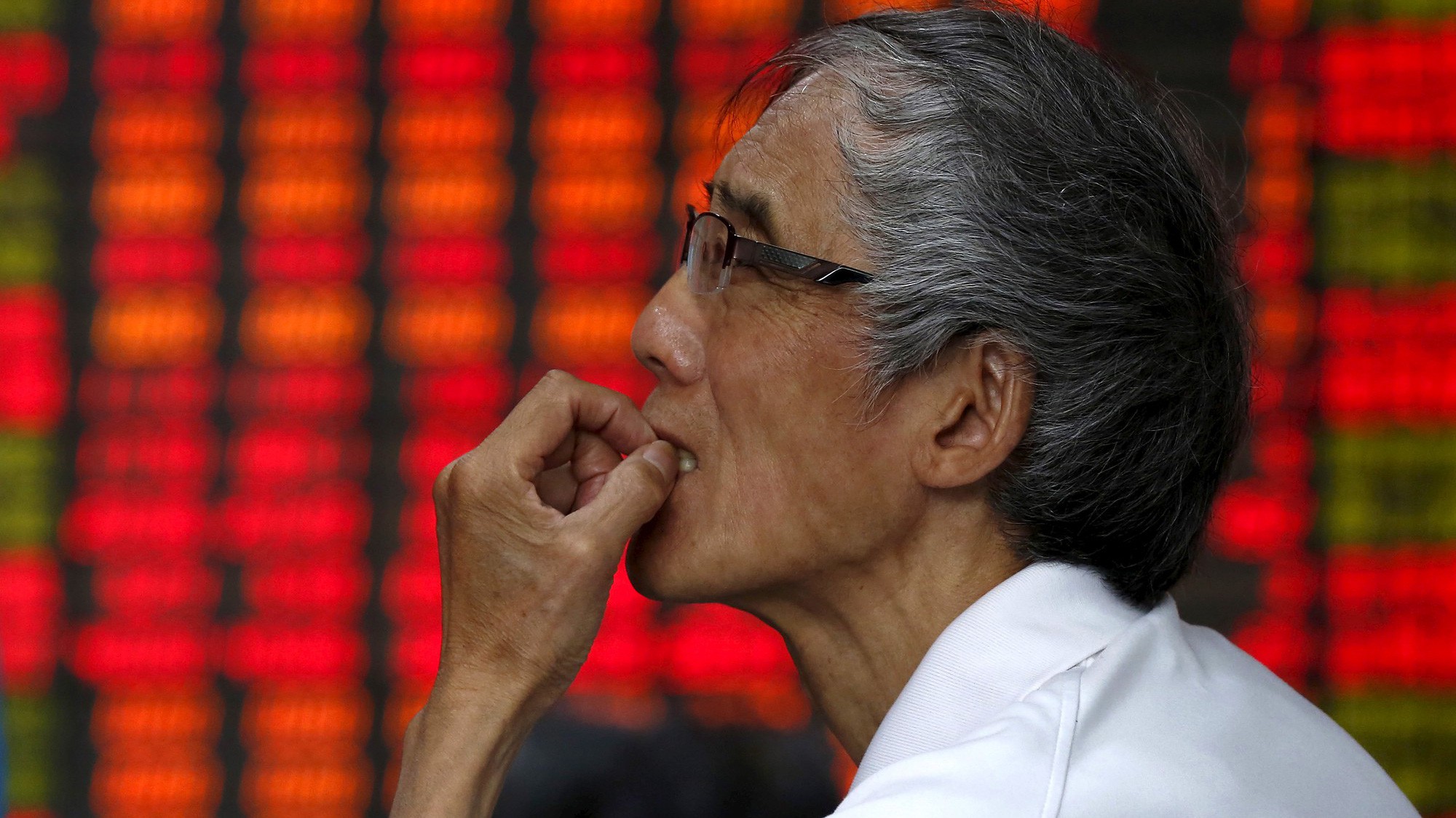 Thị trường chứng khoán Trung Quốc đang chịu ảnh hưởng nặng nề bởi cuộc chiến tranh thương mại giữa nước này với Mỹ. 